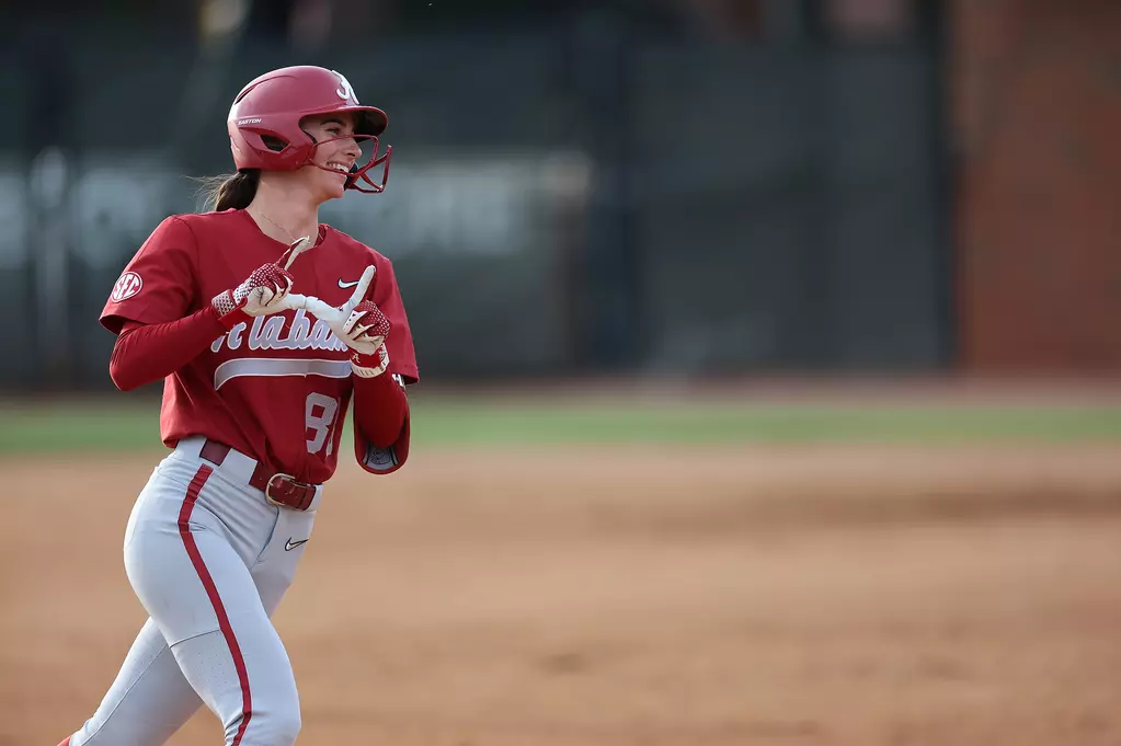 Alabama Softball Player Lauren Johnson (88) against UAB at Mary Bowers Field in Birmingham, AL on Tuesday, Apr 21, 2026.
